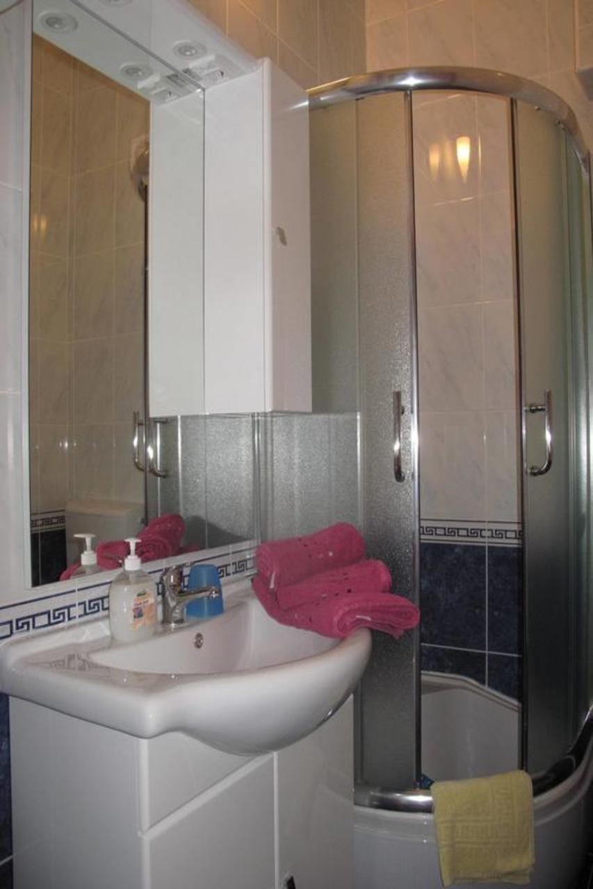 Apartments Mia Stari Grad  Luaran gambar