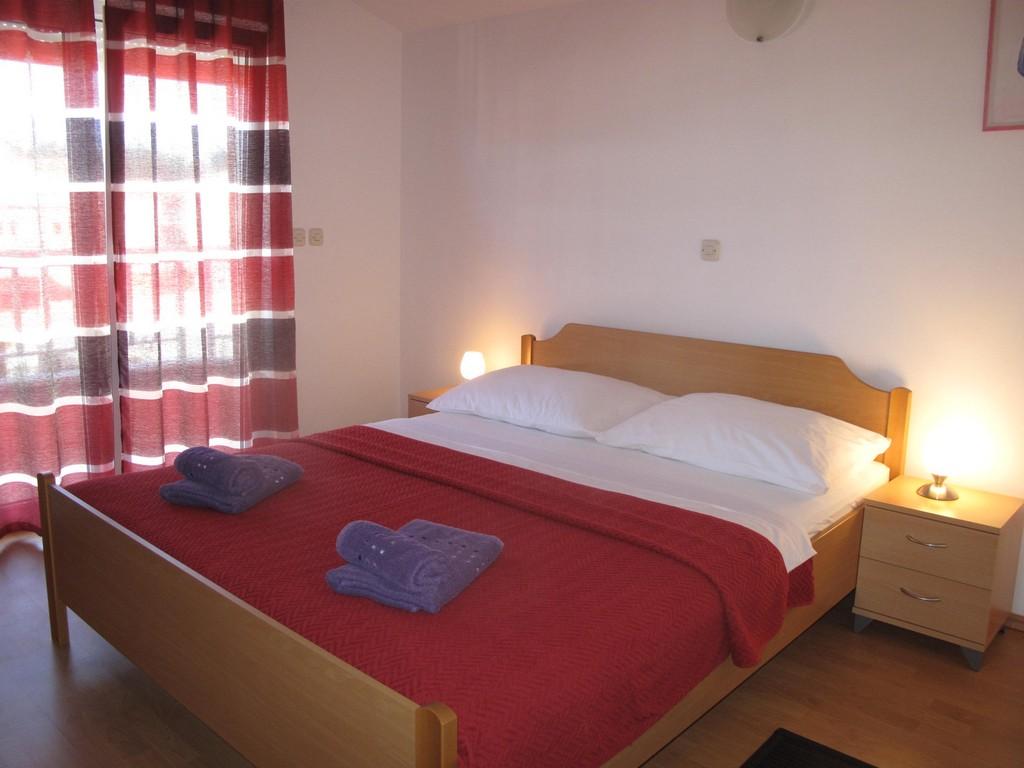 Apartments Mia Stari Grad  Luaran gambar