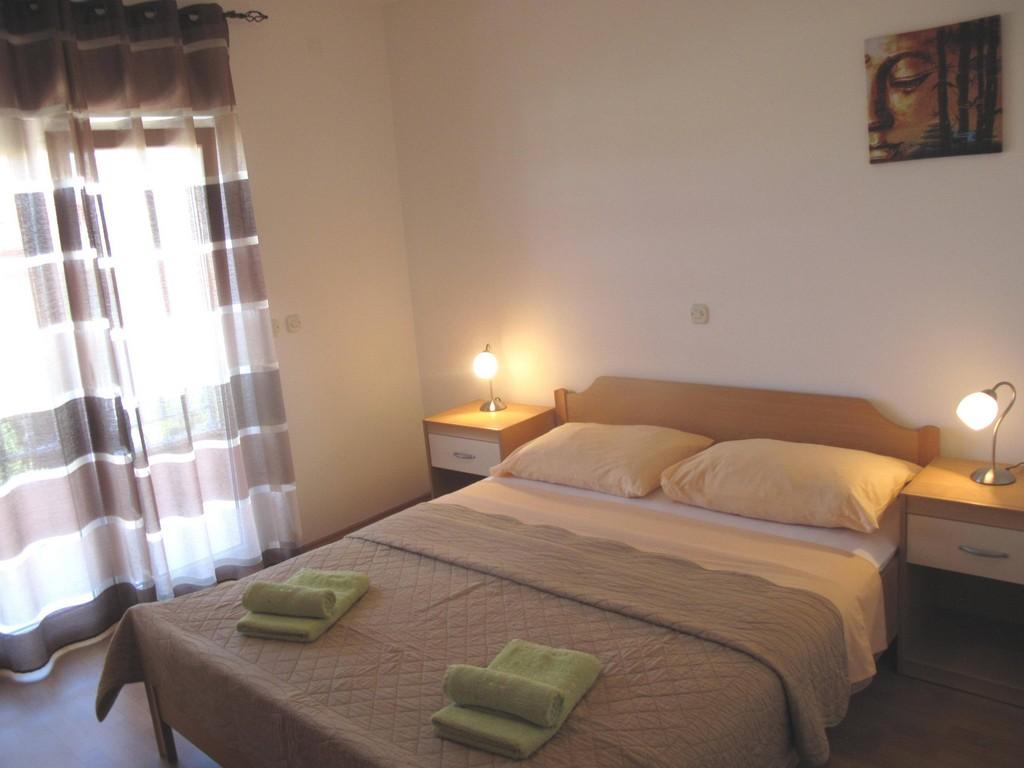 Apartments Mia Stari Grad  Luaran gambar