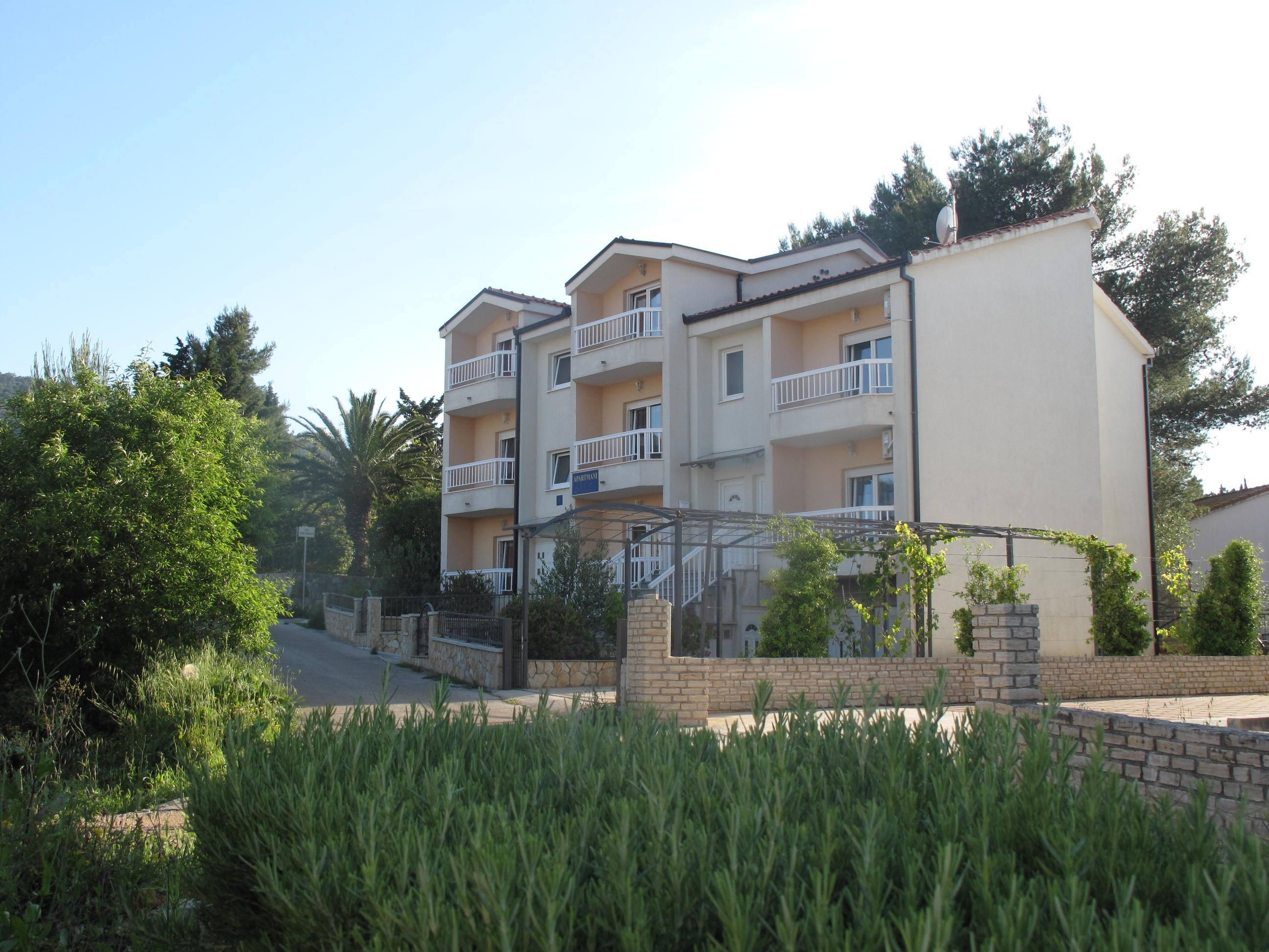 Apartments Mia Stari Grad  Luaran gambar