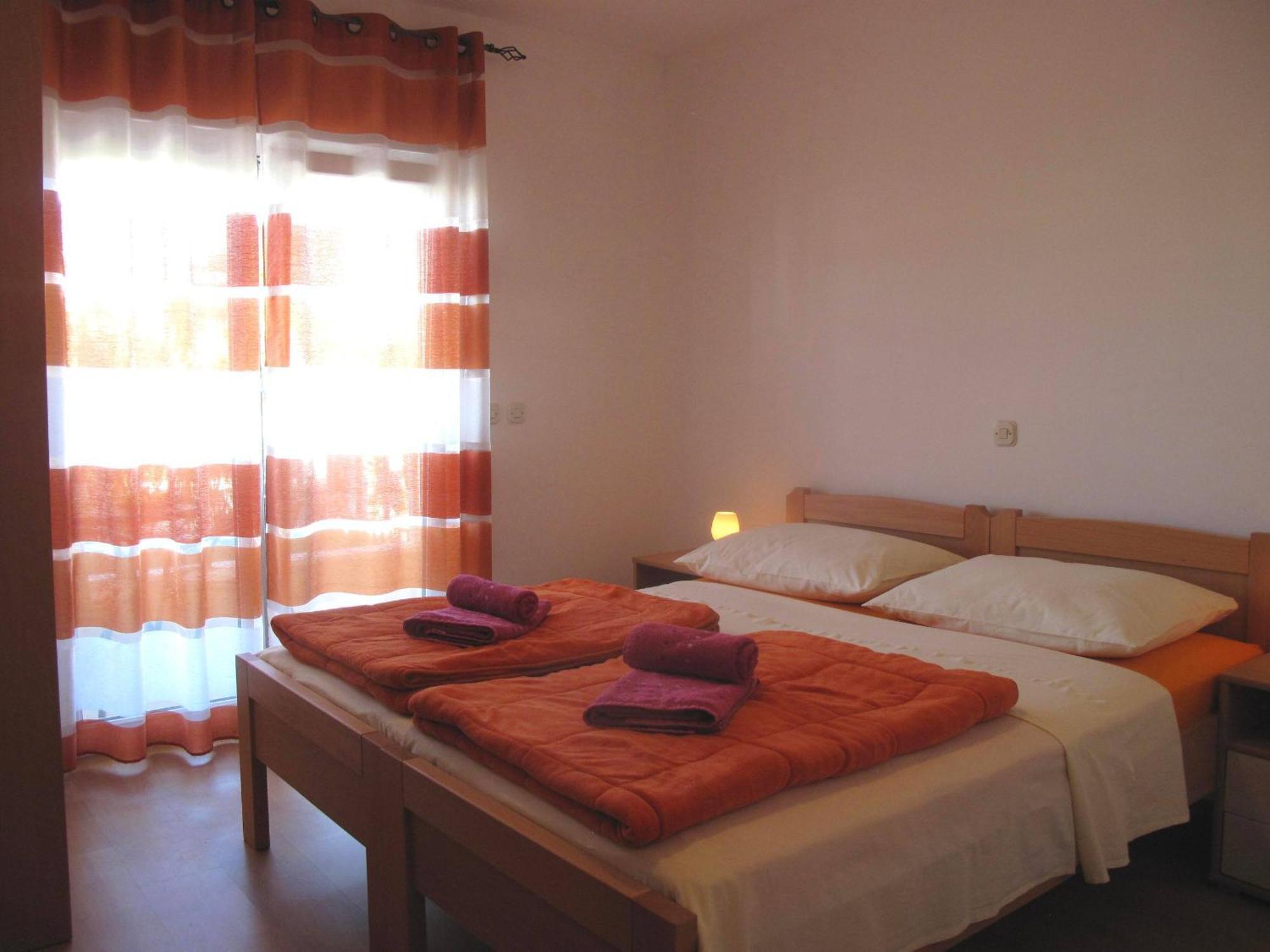 Apartments Mia Stari Grad  Bilik gambar