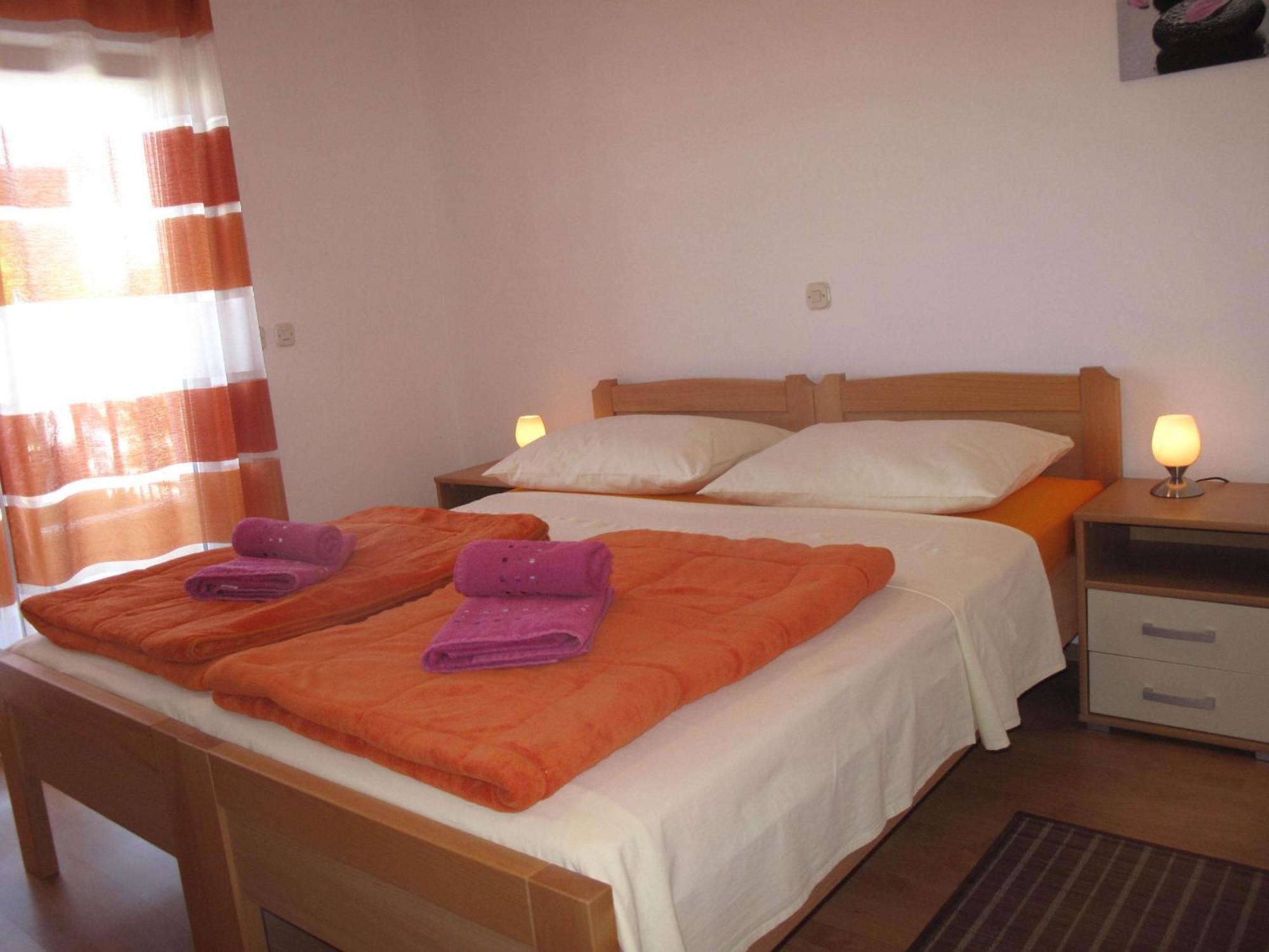 Apartments Mia Stari Grad  Bilik gambar