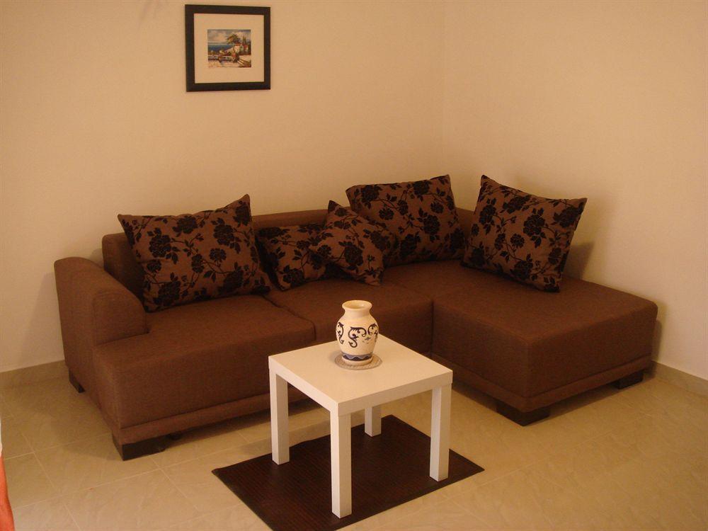Apartments Mia Stari Grad  Luaran gambar